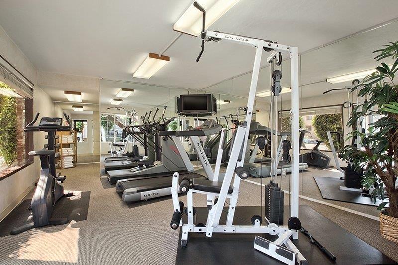 Best Western Plus Carriage Inn Los Angeles Konforlar fotoğraf